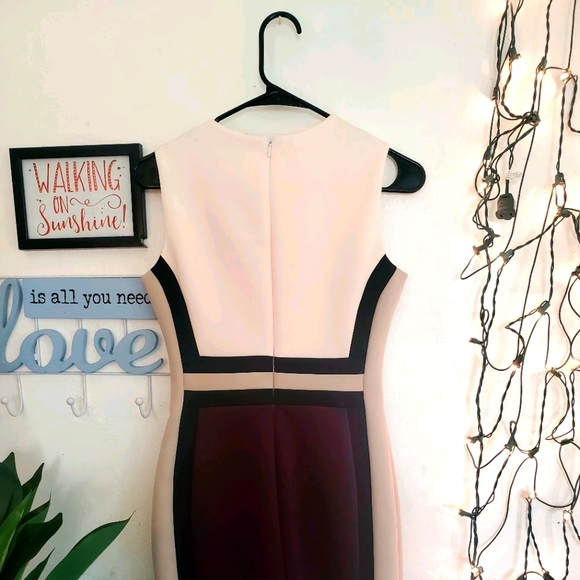 Dress - Picture 3 of 3